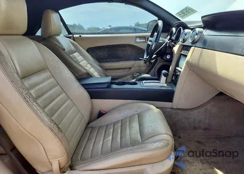 2006 Ford Mustang Gt z USA, uszkodzony, nr VIN 1ZVHT85H365247559